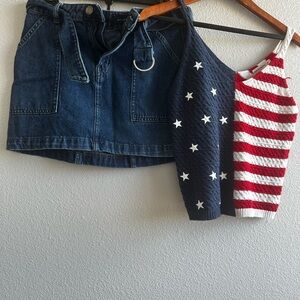 Moon & Madison Red and White Knit Top